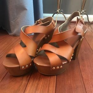 Mossimo Heels size 6.5. Only worn a few times